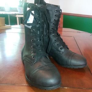 Women's combat boots